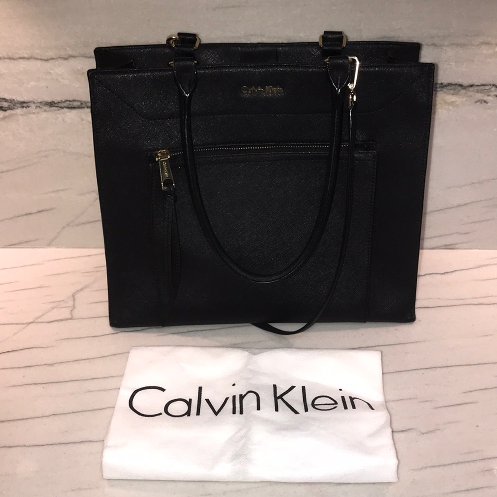 Black Calvin klien bag